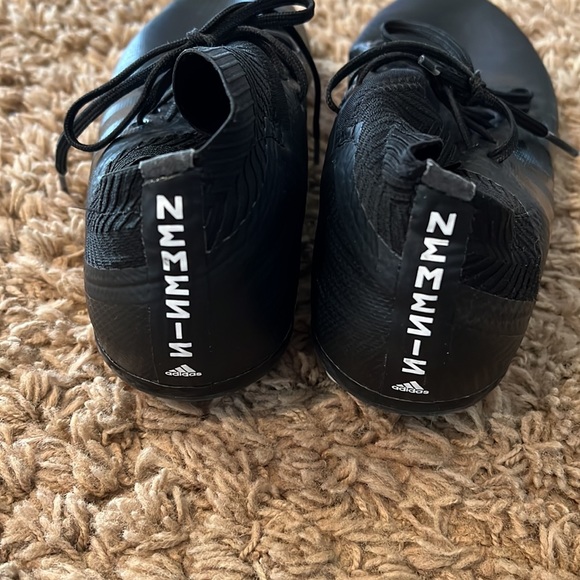 Soccer cleats/boots Adidas Nemeziz - Picture 2 of 4